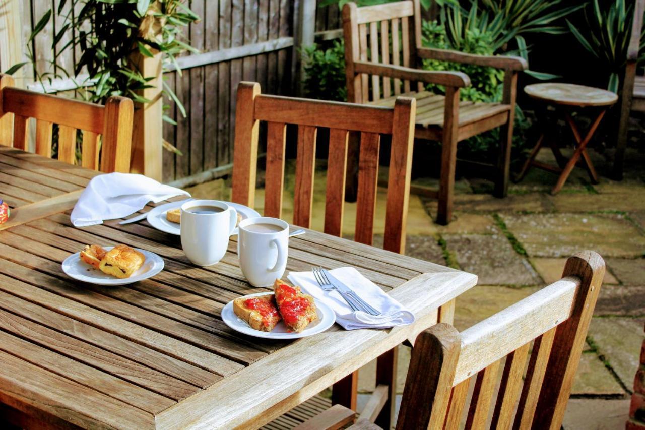 The Walnut, Meopham - A Private Retreat Rural Location Villa Екстериор снимка